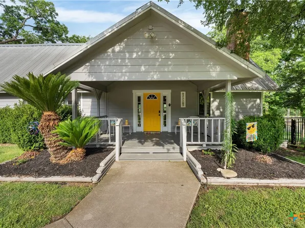 302 Shangrila Ln, New Braunfels, TX 78130