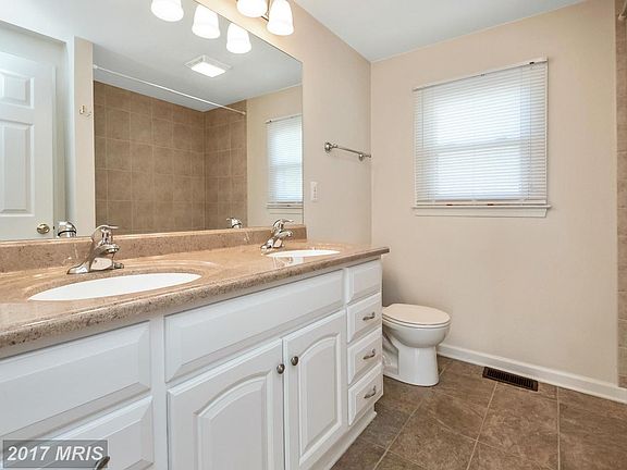 3rd image of 12604 Wesley Dr