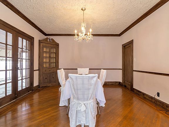 Dining rm w built in cabinet