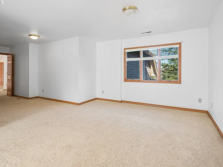 13187 NW Burton St — Photo 12