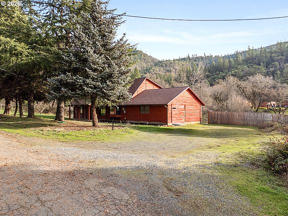 5th image of 1514 Burbridge Dr