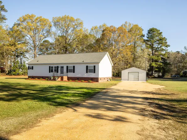 2304 Five Bridge Rd, Clinton, NC 28328