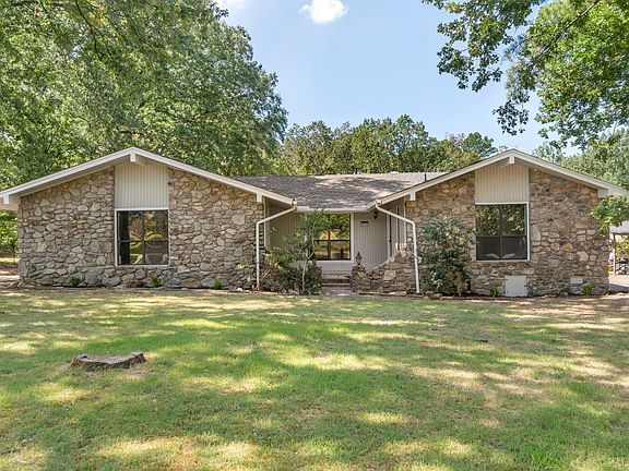 2nd image of 9914 Pinnacle Valley Rd