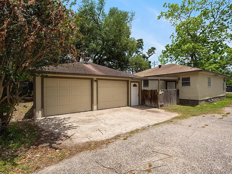 5206 Avenue M — Photo 28