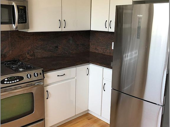 5th image of 2771 41st Ave