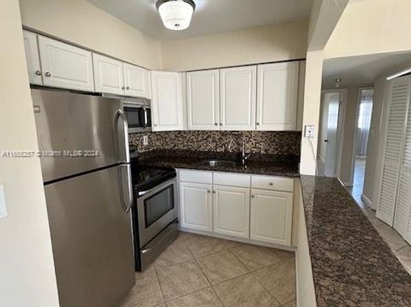 4050 NE 12th Ter #251