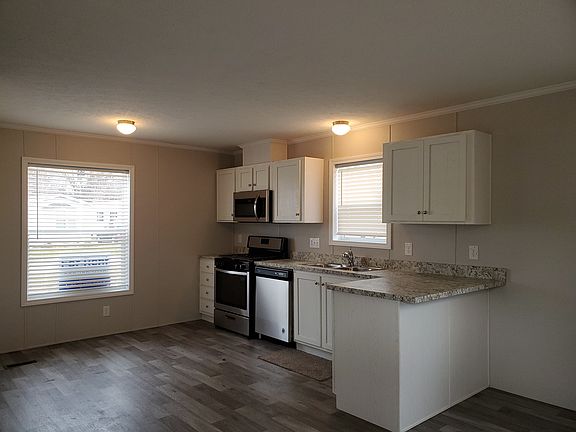 2nd image of 38000 Le Chateau Blvd #715