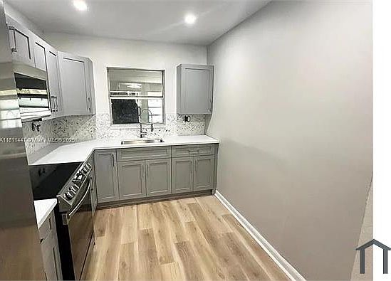 3rd image of 5824 Blueberry Ct