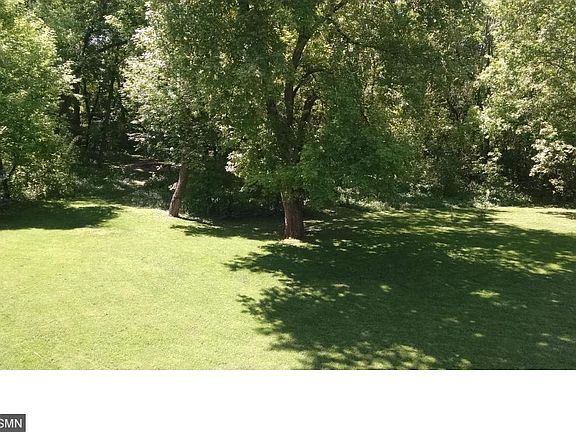 2nd image of 780 Wentworth Ave W