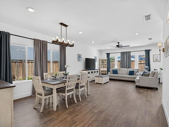4th image of 9808 Greenway Ranch Ln