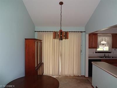 4th image of 18205 Carol Dr