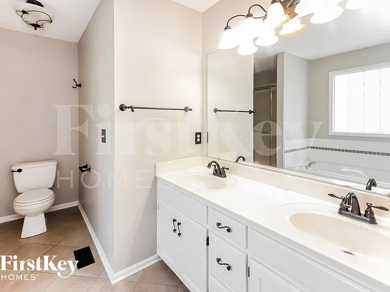 408 Preakness St — Photo 9