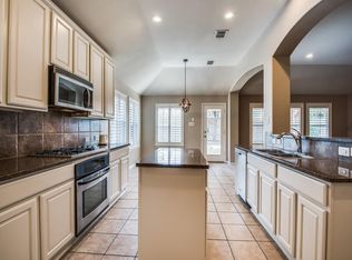 3421 Ballard Dr, Grapevine, TX 76092