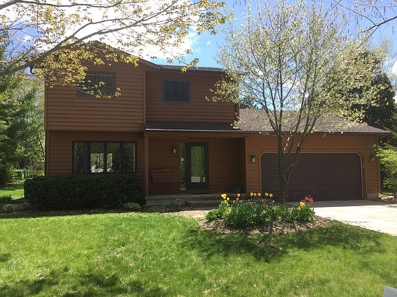 2nd image of 657 Basswood Ave