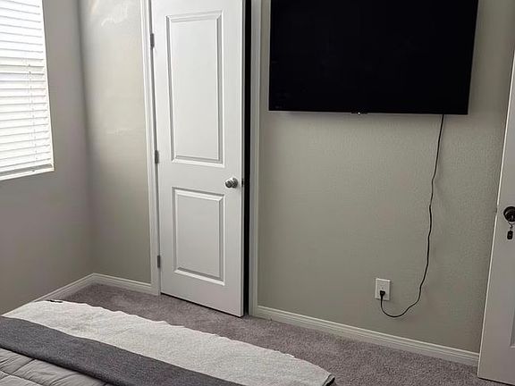 3rd image of 4764 Honey Topaz Ave #5