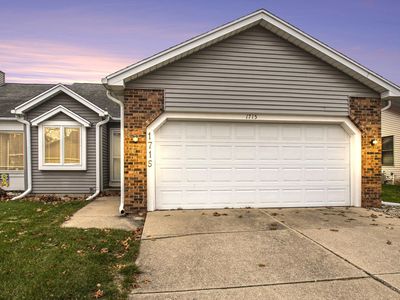 1715 Lowell Wood E, Mishawaka, IN, 46545