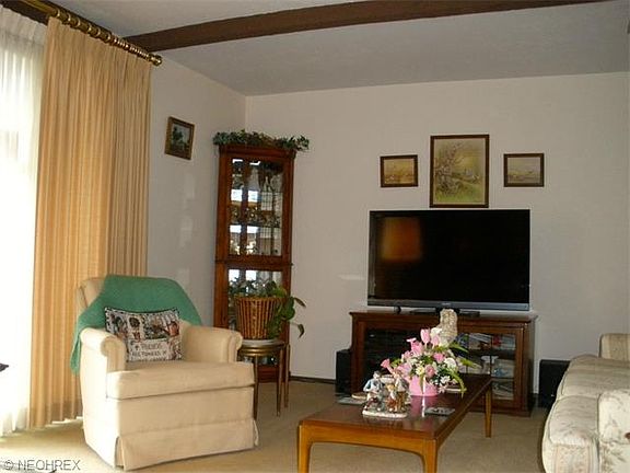 5th image of 4703 Greenbriar Ln