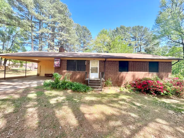 620 Ray Rd, Clarksville, AR 72830