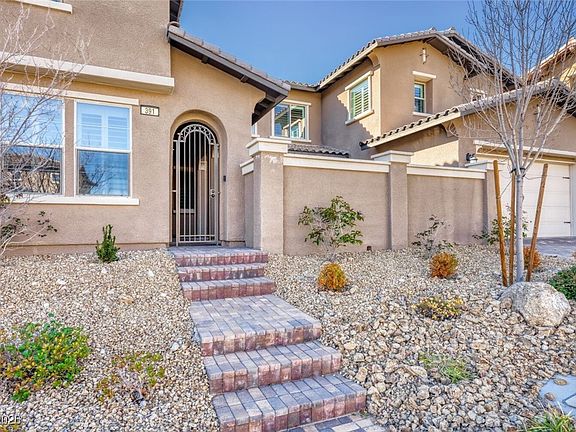 3rd image of 391 Capistrano Vistas St