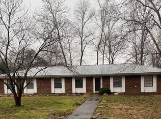 740 Canyon Park Dr, Trenton, GA 30752