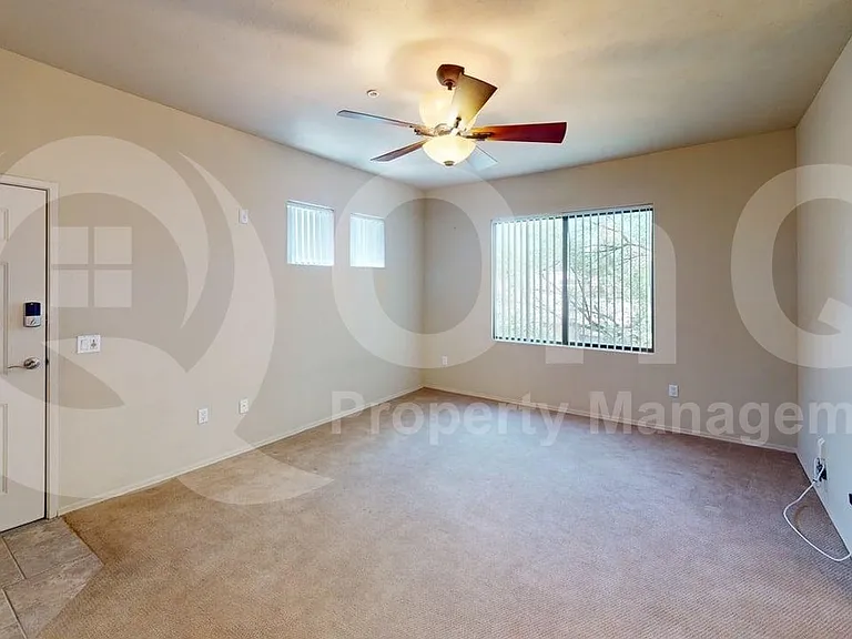 2550 E River Rd #5302 — Photo 6