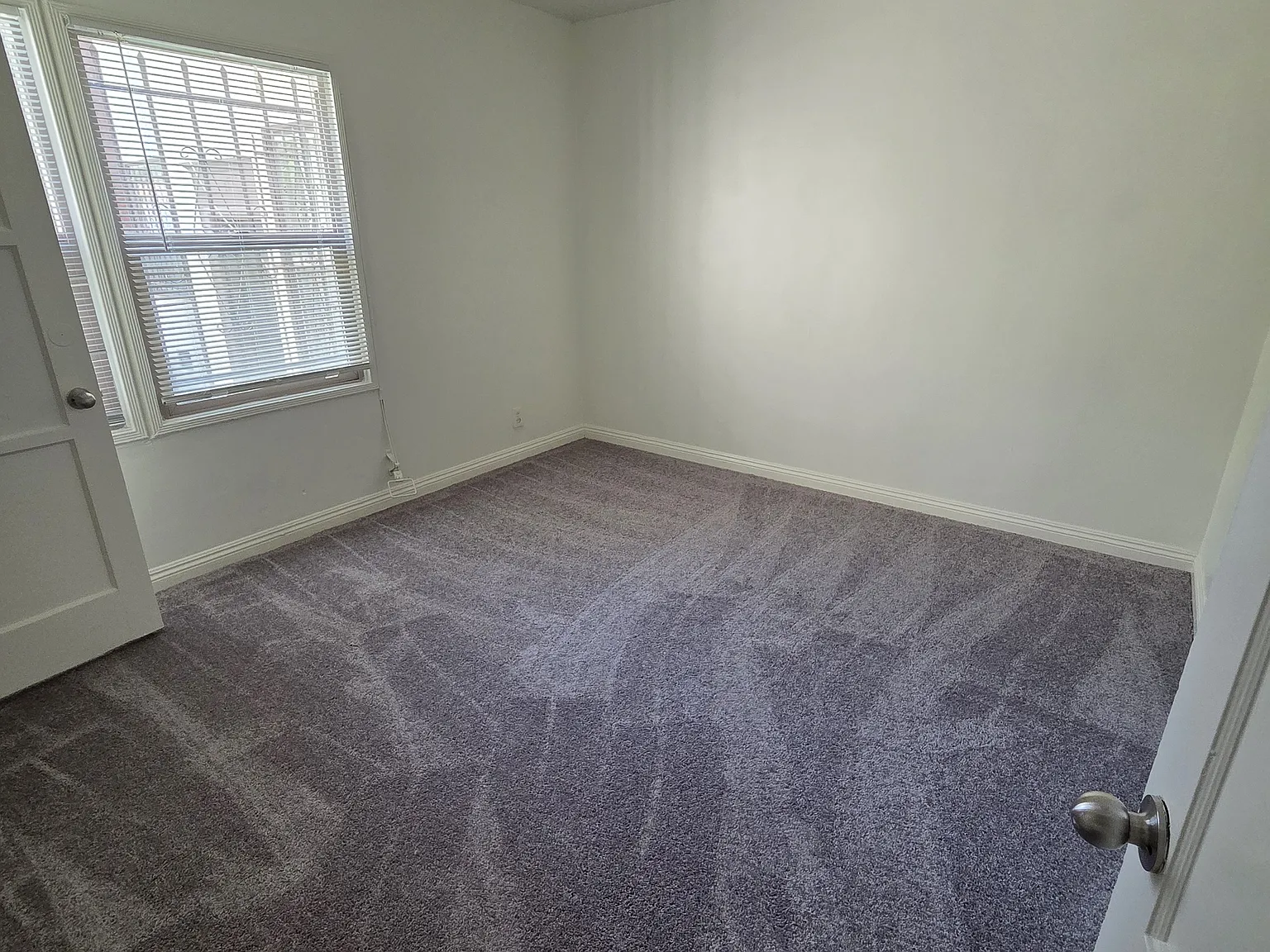 2 bed, 800 sqft, $2,195 — Photo 2