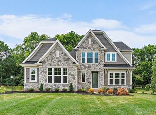 15 Wadestone Ln, Springboro, OH 45066