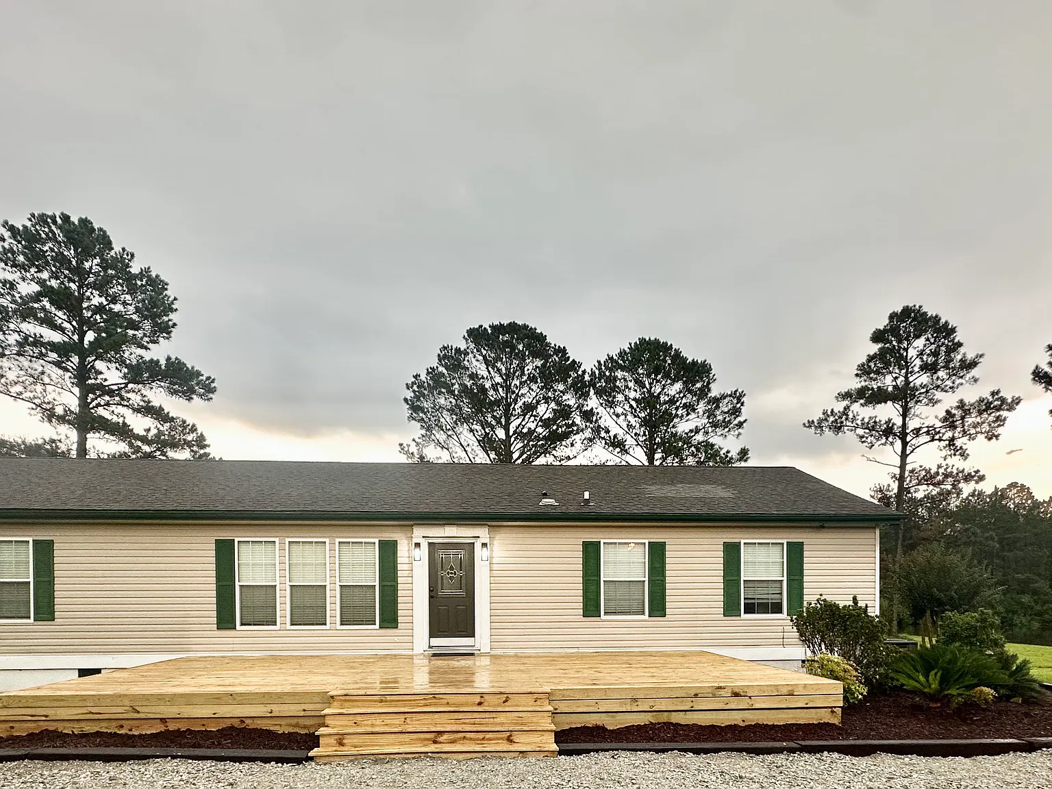 3 bed, 1863 sqft, $2,350 — Photo 2