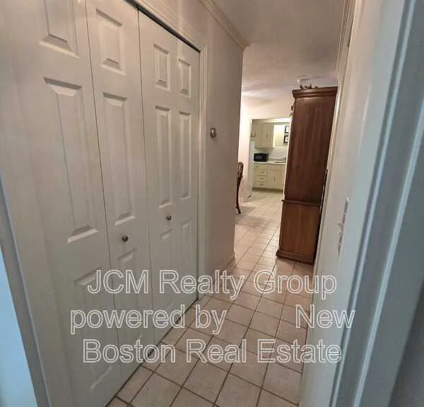 276 Albion St — Photo 15