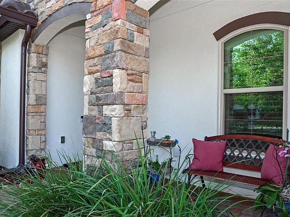 3rd image of 1216 Bella Vista Cir