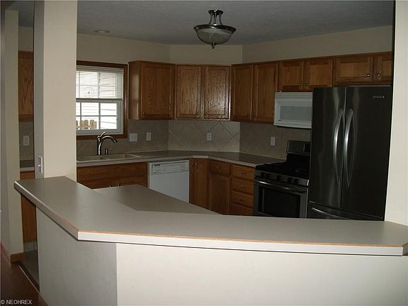5th image of 125 Fitch Blvd Unit 215