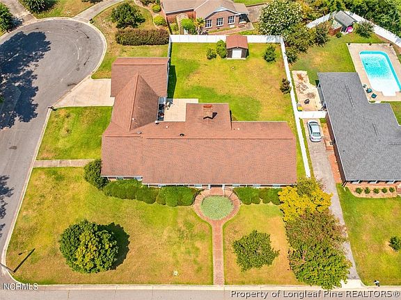 2nd image of 3580 Rosewood Dr