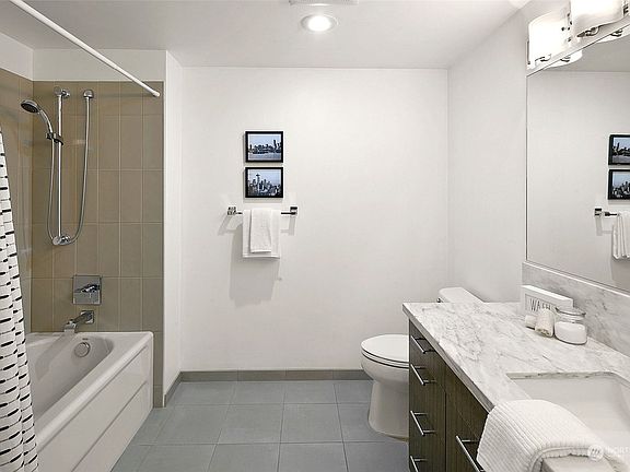 5th image of 2911 2nd Ave Unit 1118