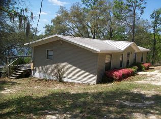 3234 Lodge Dr, Chipley, FL 32428