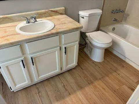 5739 Ashridge Dr — Photo 5