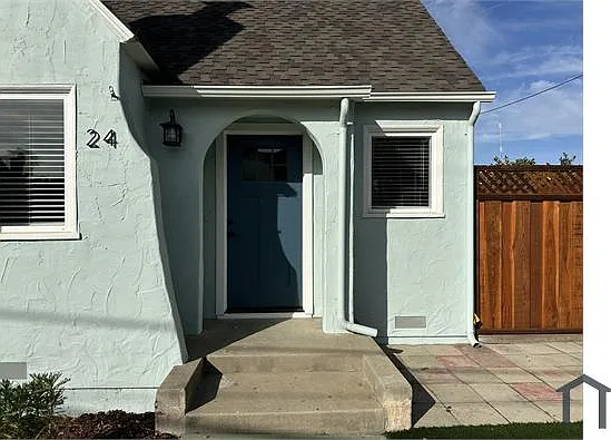 24 W High St — Photo 10