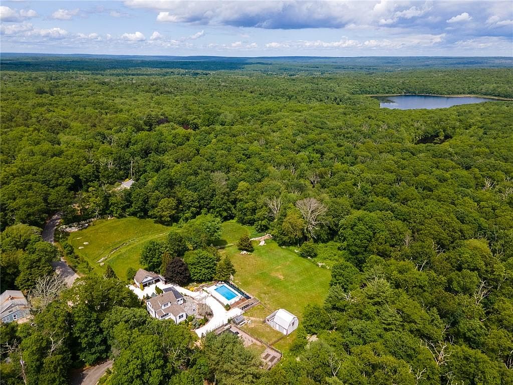 240 Canonchet Rd, Hope Valley, RI 02832 MLS 1337881 Zillow