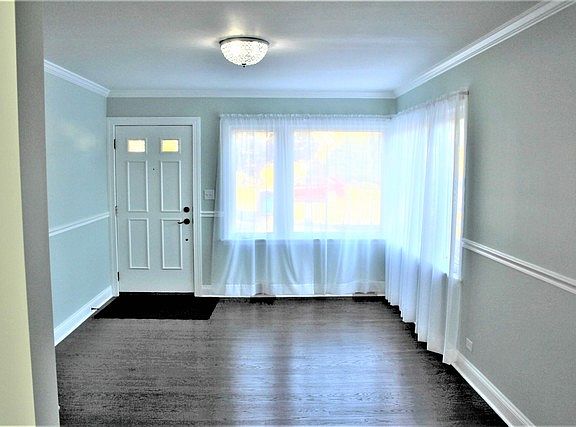 4th image of 404 N Prater Ave