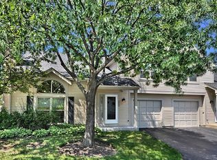 1066 N Knollwood Dr, Palatine, IL 60067