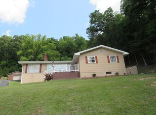 192 Pine St, Weber City, VA 24290