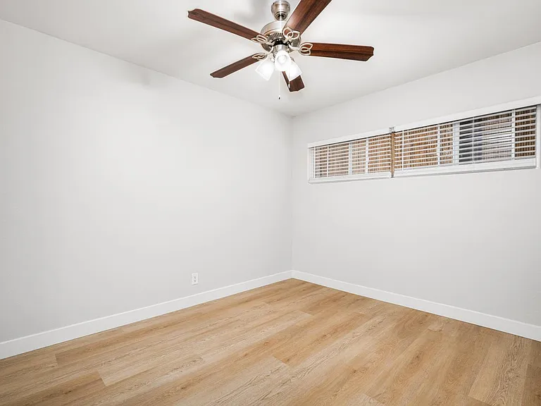1750 Coronado Ave #6 — Photo 14