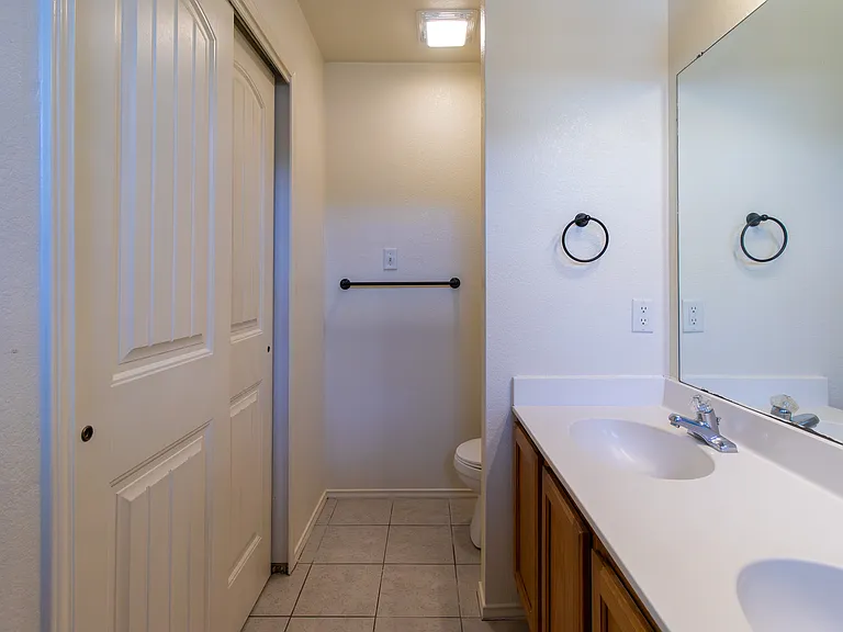 1203 Fox Creek Dr — Photo 18