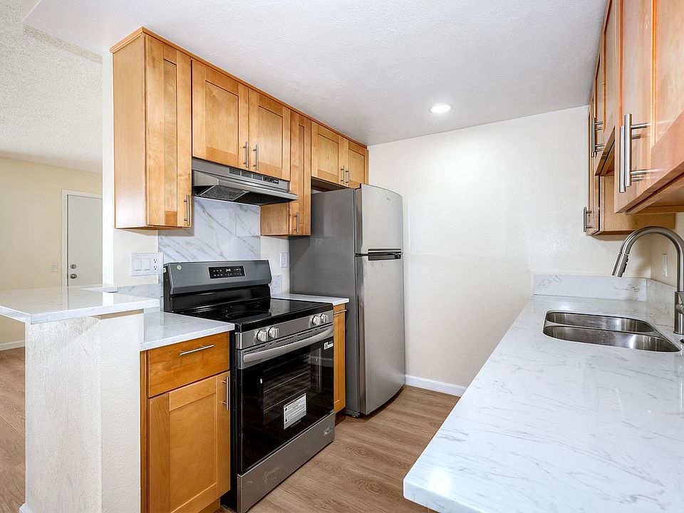 1st image of 4369 53rd St #4