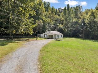 370 Phillips Rd, Jasper, TN 37347