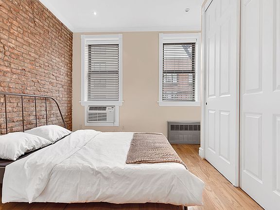 3rd image of 404 E 88th St APT 4E