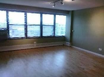 2nd image of 6030 N Sheridan Rd #14
