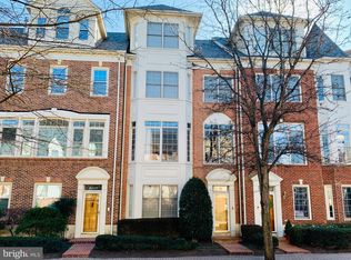 4224 11th St N, Arlington, VA 22201