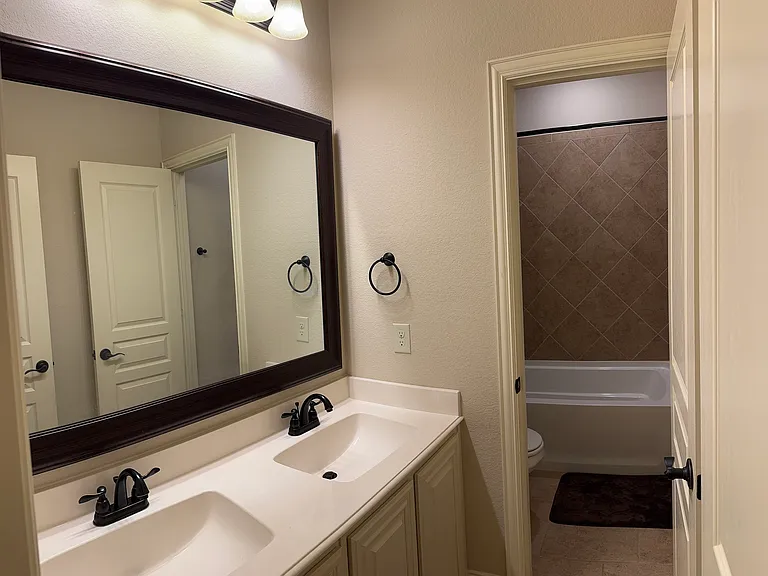 10217 Fox Haven Ct — Photo 17