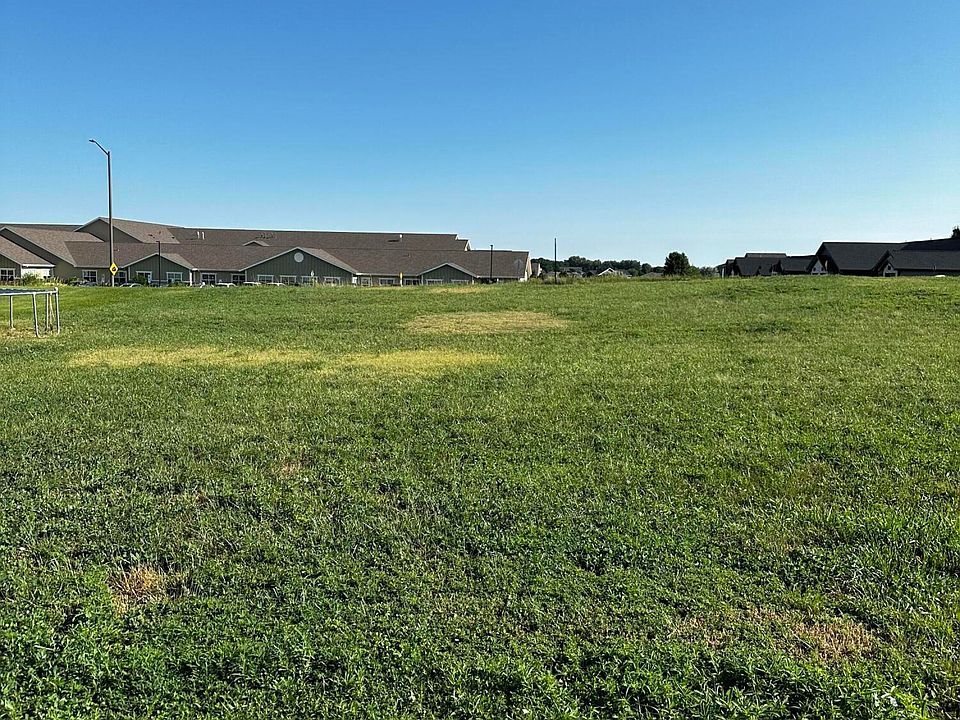 2nd image of Ridgeway Pl
