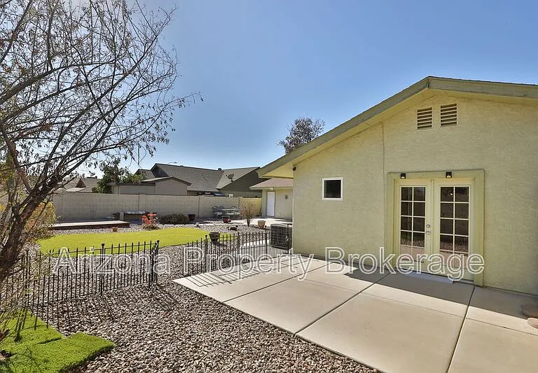 1355 E McLellan Rd — Photo 41